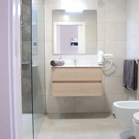 Paradise Court 25 Wifi Pool 아파트 아데제