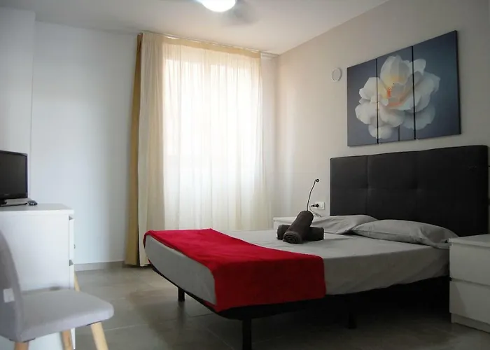 Paradise Court 25 Wifi Pool Apartmán *